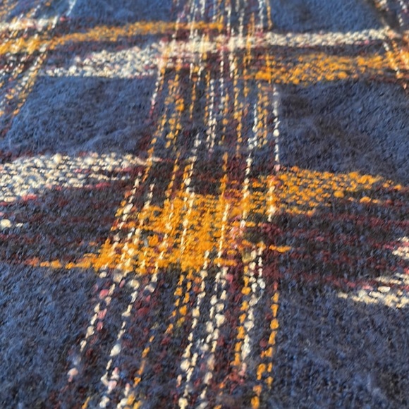 Altard state XL Blanket scarf - Picture 4 of 7